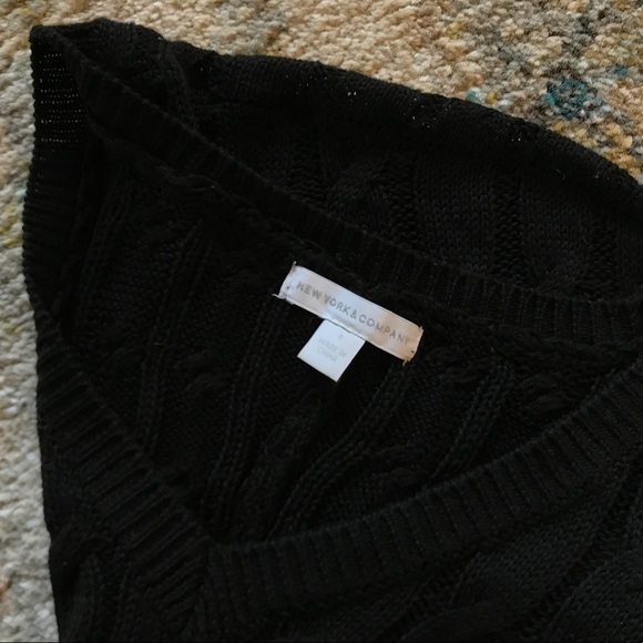 NY & Co Black Top - Picture 3 of 3